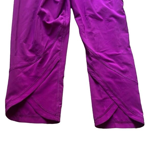 Lululemon Purple Tranquil High Waist Crop Casual Pants Pockets Sz 2 Athleisure - Picture 7 of 11